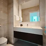 Stunning 1 Bed In Trilogy, Seafront * Limassol