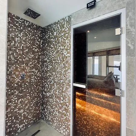 Stunning 1 Bed In Trilogy, Seafront 利马索尔