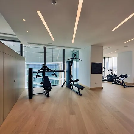 Stunning 1 Bed In Trilogy, Seafront * 利马索尔