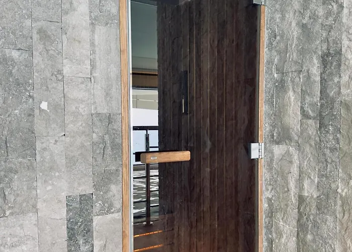 Stunning 1 Bed In Trilogy, Seafront Resort