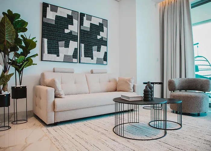 Stunning 1 Bed In Trilogy, Seafront Resort Limasol