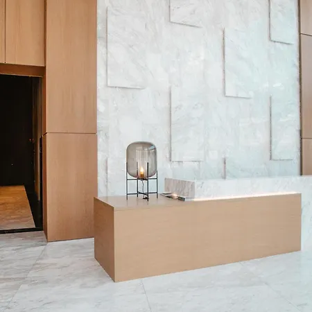 Stunning 1 Bed In Trilogy, Seafront *