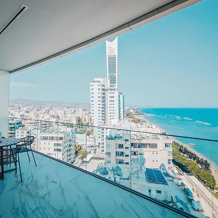 Resort Stunning 1 Bed In Trilogy, Seafront Limassol