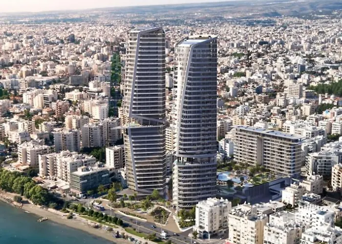 Stunning 1 Bed In Trilogy, Seafront *